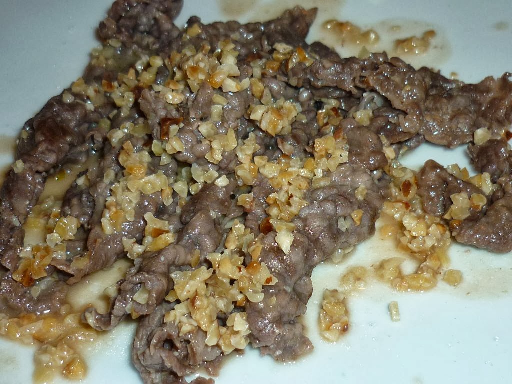 Straccetti con crema di nocciola